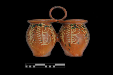 Dva spojené džbánky